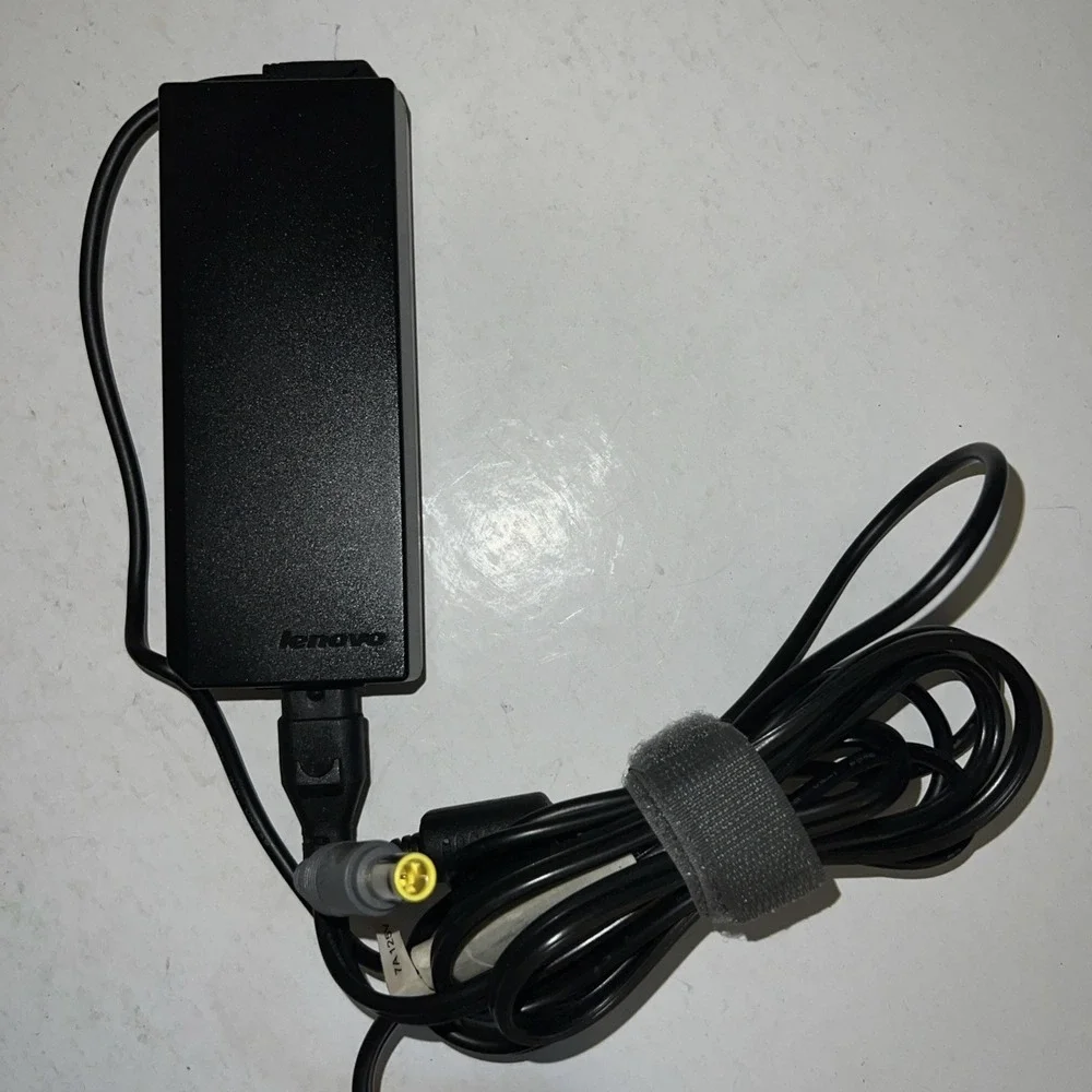 Lenovo 92P1105 AC Adapter 90W 20V Power Supply Charger – FRU 42T5000, Barrel Tip